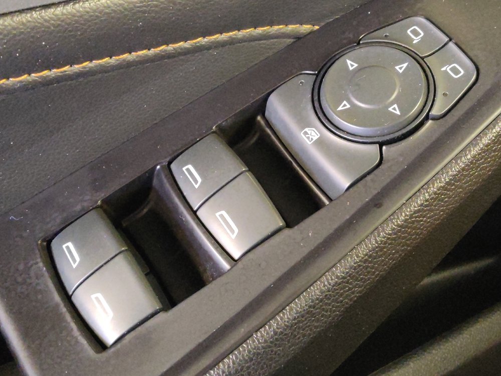 Used 2020 Chevrolet Traverse LS FWD image 27