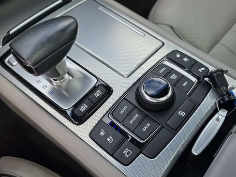 Used 2018 Genesis G80 5.0 Ultimate RWD image 12