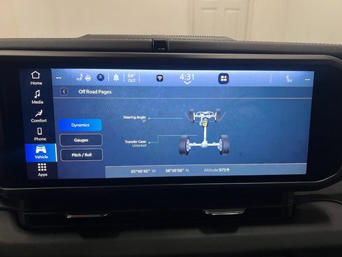 Used 2025 Jeep Wrangler Unlimited Sahara AWD/4WD image 39