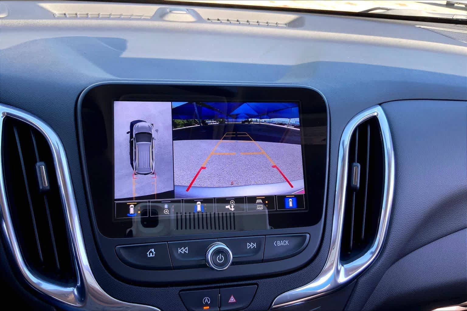 Used 2023 Chevrolet Equinox LT FWD image 27