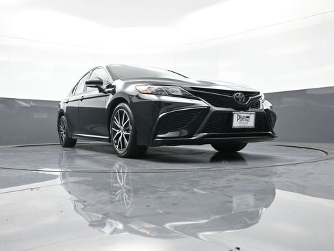 Certified 2023 Toyota Camry SE image 27