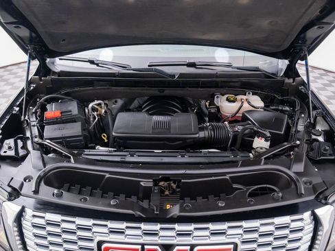 Used 2023 GMC Yukon XL Denali image 33