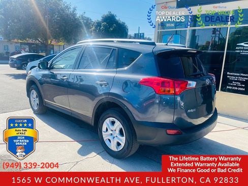 Used 2015 Toyota RAV4 LE FWD image 11