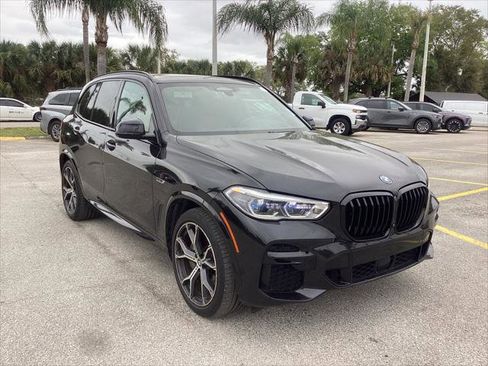 Used 2022 BMW X5 xDrive45e w/ M Sport Package image 11