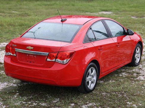 Used 2015 Chevrolet Cruze L FWD image 11