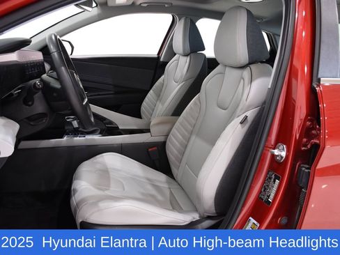 Used 2025 Hyundai Elantra Limited FWD image 21