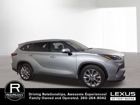 Used 2020 Toyota Highlander Limited AWD/4WD image 5
