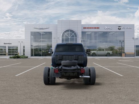 New 2026 RAM 3500 Tradesman w/ Chrome Appearance Group A AWD/4WD image 25