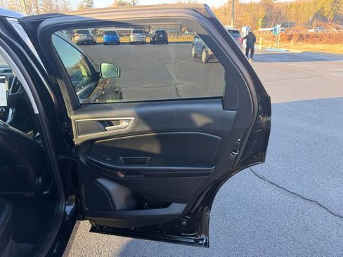 Used 2023 Ford Edge SEL image 23