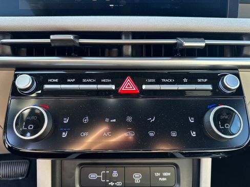 New 2026 Hyundai Tucson Limited image 16