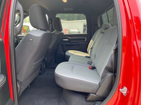 Used 2024 RAM 2500 Big Horn w/ Safety Group image 17