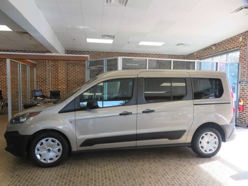 Used 2016 Ford Transit Connect XL image 59