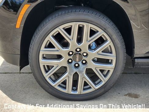 New 2026 GMC Yukon XL Denali Ultimate w/ LPO, Floor Liner Package AWD/4WD image 7