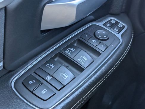 Used 2024 RAM 2500 Big Horn w/ Bed Utility Group image 10