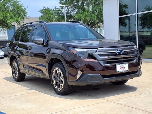 Certified 2026 Subaru Forester Premium AWD/4WD image 2
