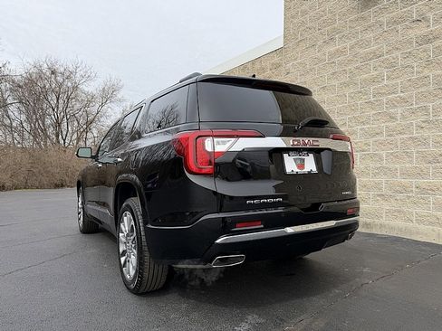 Used 2023 GMC Acadia Denali w/ Denali Technology Package AWD/4WD image 6