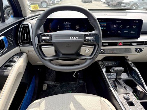 New 2026 Kia Sorento S w/ S Panoramic Sunroof Package AWD/4WD image 35