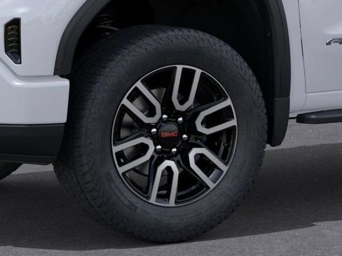 New 2026 GMC Sierra 1500 AT4 w/ AT4 Premium Package AWD/4WD image 11