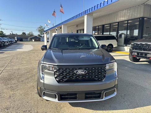 New 2025 Ford Maverick Lariat w/ 4K Tow Package image 9