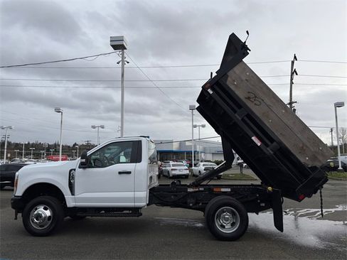Used 2024 Ford F350 XL w/ Snow Plow Prep Package image 32
