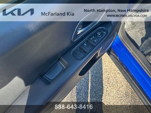 Used 2018 Honda HR-V EX image 12