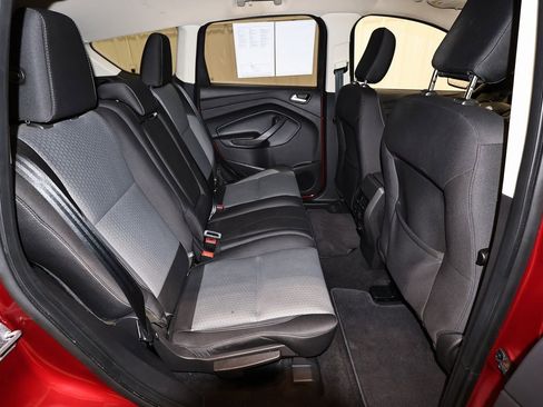 Certified 2019 Ford Escape SE image 18