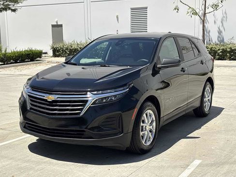Used 2023 Chevrolet Equinox LS FWD image 7