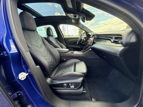 Used 2023 Maserati Grecale Modena AWD/4WD image 26