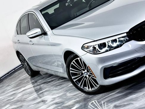 Used 2019 BMW 530i xDrive image 4
