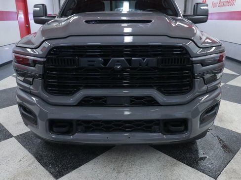 Used 2025 RAM 2500 Laramie w/ Night Edition AWD/4WD image 4