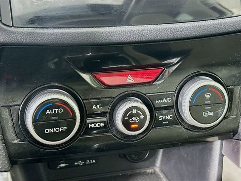 Used 2023 Subaru Forester Limited image 14