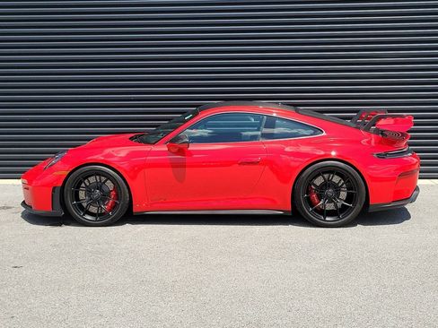 Certified 2026 Porsche 911 GT3 RWD image 2
