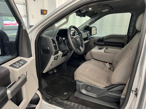 Used 2017 Ford F150 XLT w/ Trailer Tow Package AWD/4WD image 7