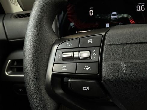 Used 2025 Kia K4 FWD image 32