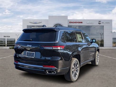 New 2025 Jeep Grand Cherokee L Overland AWD/4WD image 3