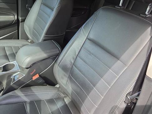 Used 2016 Ford Escape Titanium w/ Equipment Group 301A FWD image 14