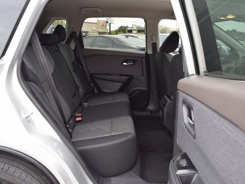 Used 2023 Nissan Rogue SV image 22