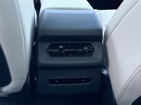 Certified 2025 Audi A6 e-tron Premium Plus w/ Premium Plus image 26