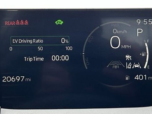 Certified 2025 Toyota Prius LE image 18