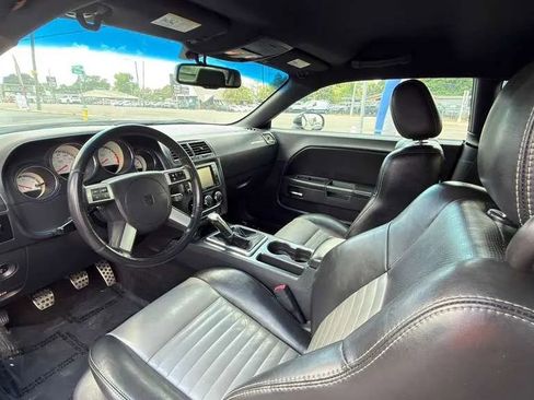 Used 2009 Dodge Challenger R/T image 28