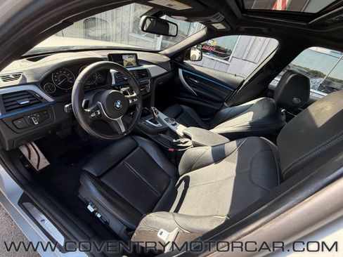Used 2018 BMW 340i xDrive Sedan AWD/4WD image 30