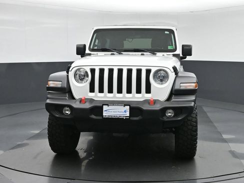 Used 2020 Jeep Wrangler Sport image 2