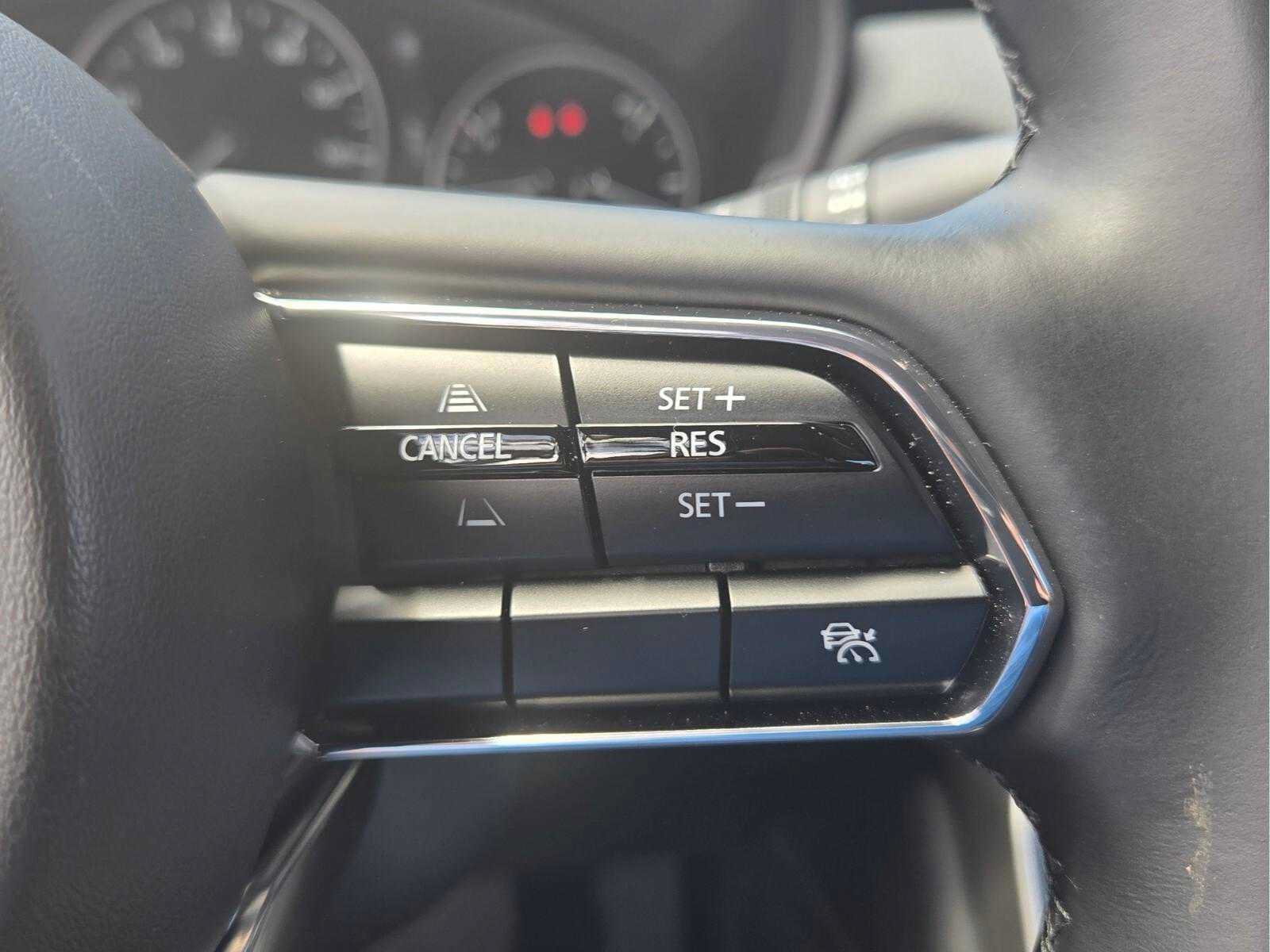 Used 2026 MAZDA CX-70 3.3 Turbo w/ Preferred Package AWD/4WD image 30