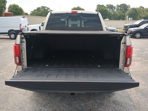 Used 2018 Ford F150 Lariat AWD/4WD image 11