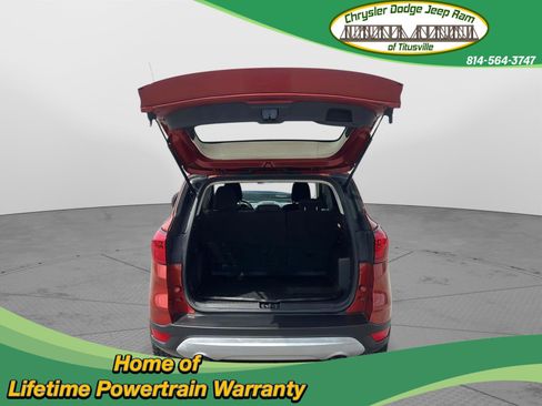 Used 2019 Ford Escape SE image 8
