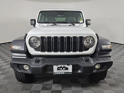 Used 2024 Jeep Wrangler Sport S image 8