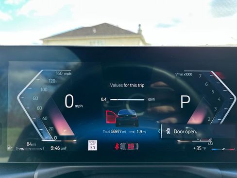 Used 2023 BMW 330i xDrive Sedan w/ Premium Package image 33