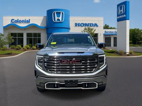 Used 2024 GMC Sierra 1500 Denali w/ Denali Reserve Package AWD/4WD image 35
