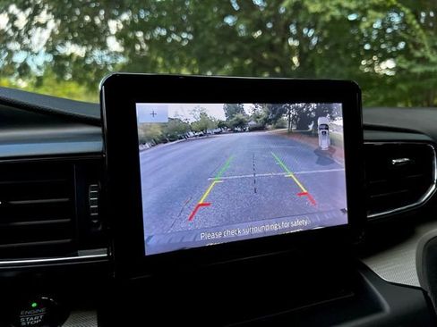 Used 2020 Ford Explorer XLT w/ Equipment Group 202A image 43