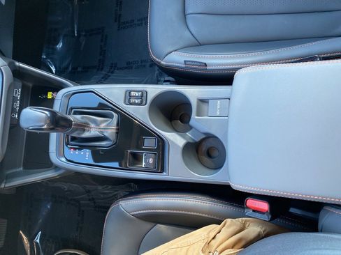 Certified 2025 Subaru Crosstrek 2.5i Limited w/ Crosstrek Mirror Package image 16